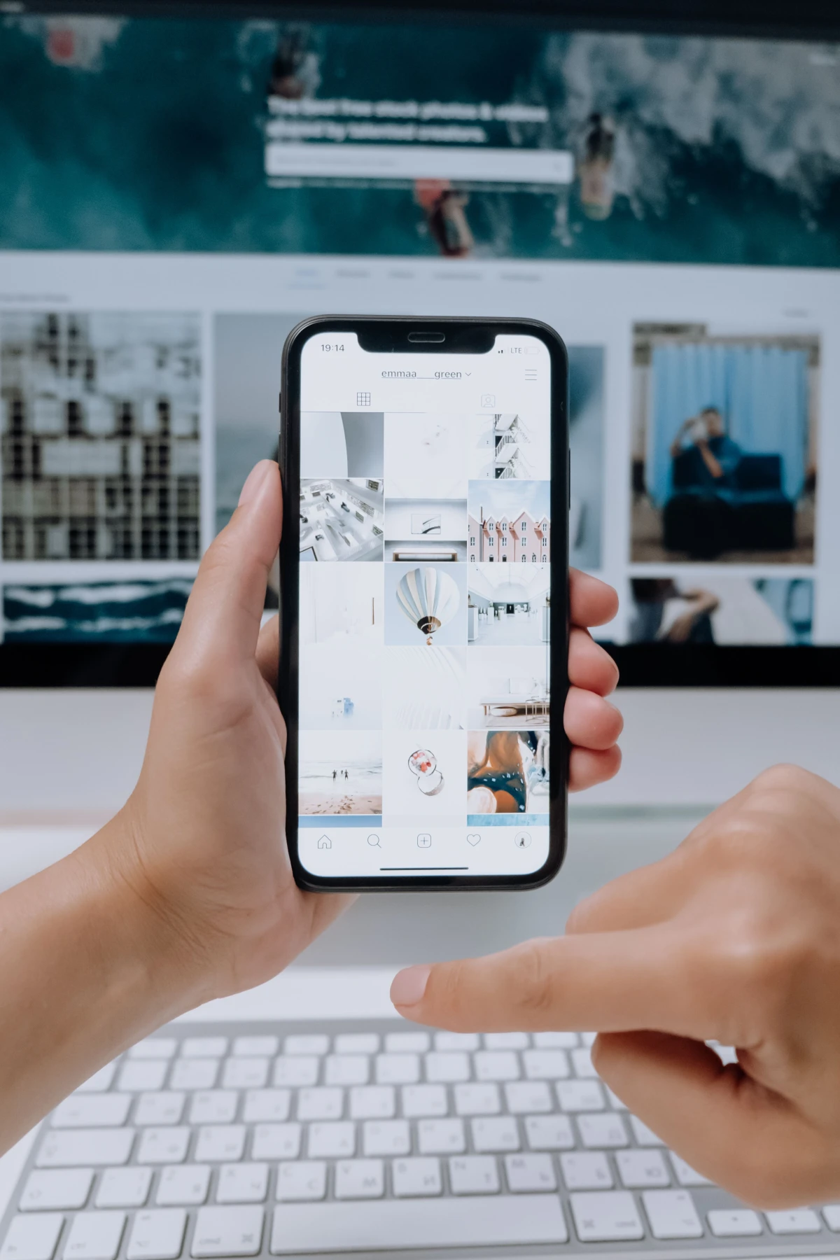 iPhone Scam Protection Guide: OTPs, Screen Sharing, UPI, Calls and Fake Support