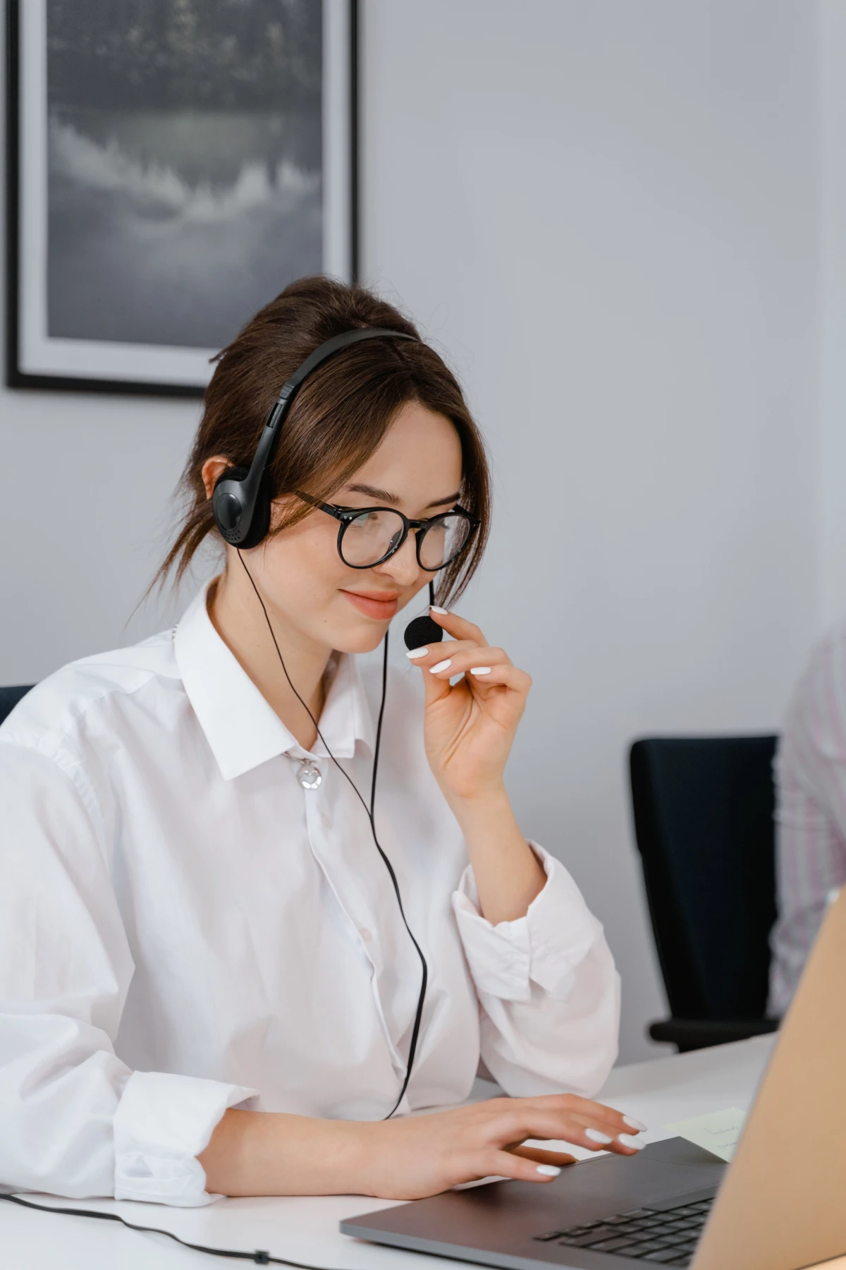 AI Chatbot Review: Customer Support, Lead Capture and Safety Controls