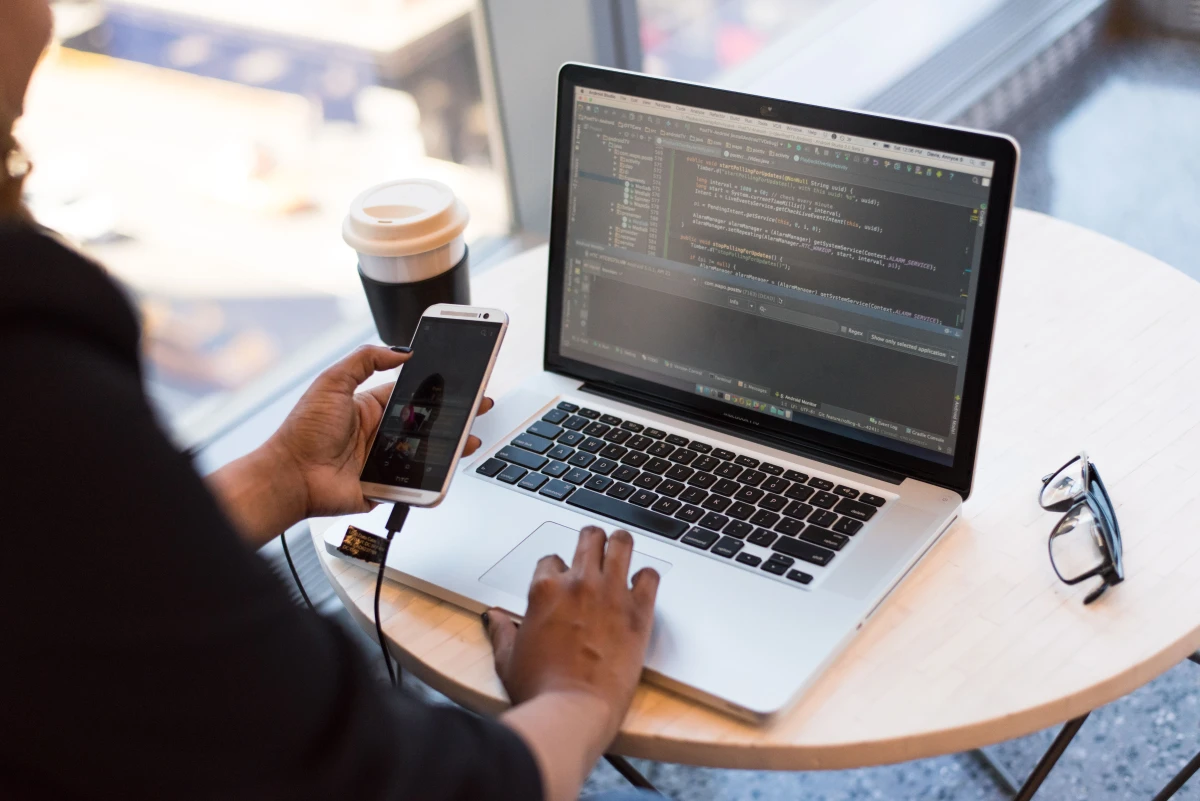 Business Email Hosting Review: Deliverability, Storage, DNS and Support