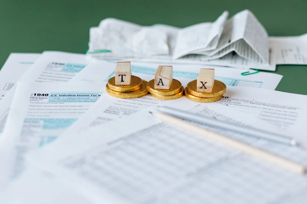 Loan Mistakes to Avoid: Over-Borrowing, Late EMIs and Hidden Charges