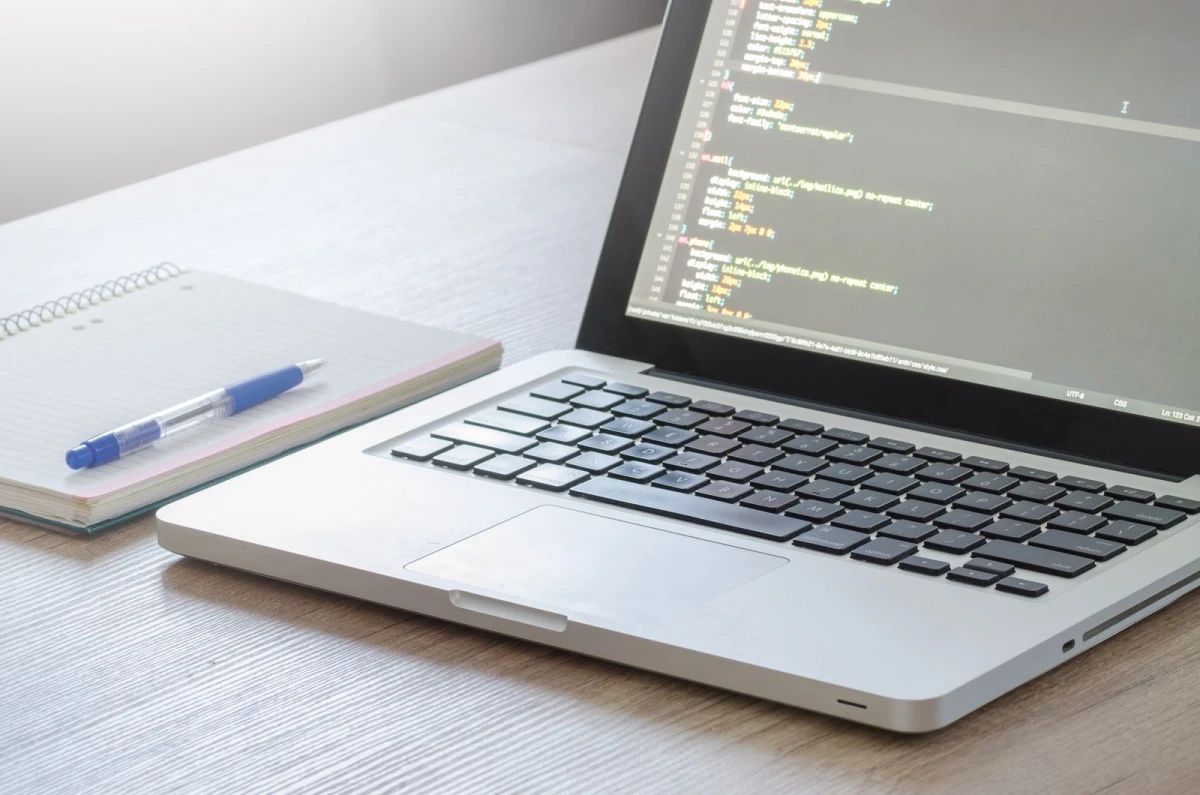WordPress Redesign: How to Revamp an Old Website Without Losing SEO and Leads