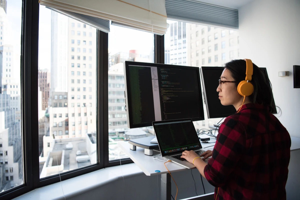 WordPress Hosting Review: Plugins, Updates, Caching, Backups and Support