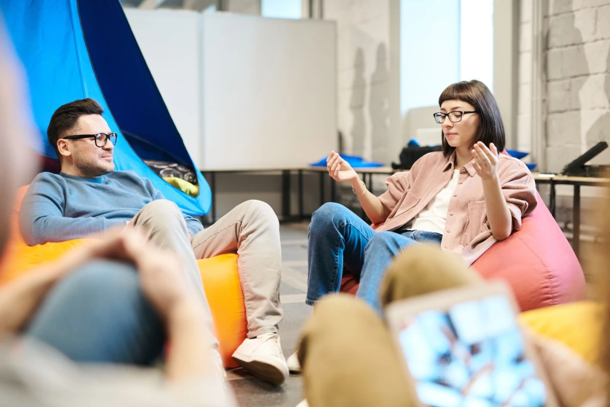 ChatGPT vs Hiring a Content Writer: What Should a Business Choose?