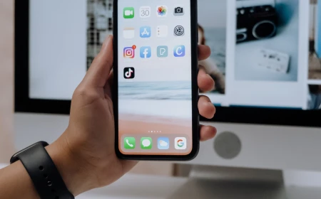 iPhone Backup and Transfer Guide: iCloud, WhatsApp, Photos, Contacts and Old Phone Safety