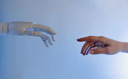 AI Tool Review Checklist: Accuracy, Workflow Fit, Privacy and Cost