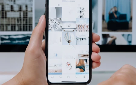 iPhone Scam Protection Guide: OTPs, Screen Sharing, UPI, Calls and Fake Support
