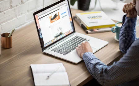 Desk Gadget Review: Productivity, Ergonomics, Cable Control and Daily Workflow