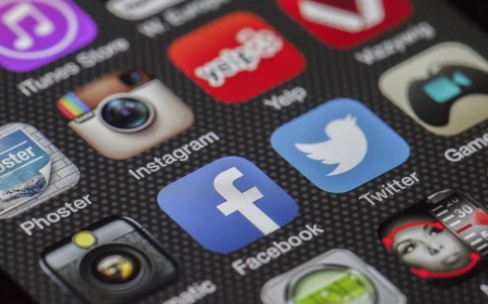 Android Family Phone Guide: Safer Settings for Parents, Elders, Kids and Shared Devices